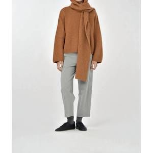 NEW PAPER LABEL juri hood scarf in golden nutshell